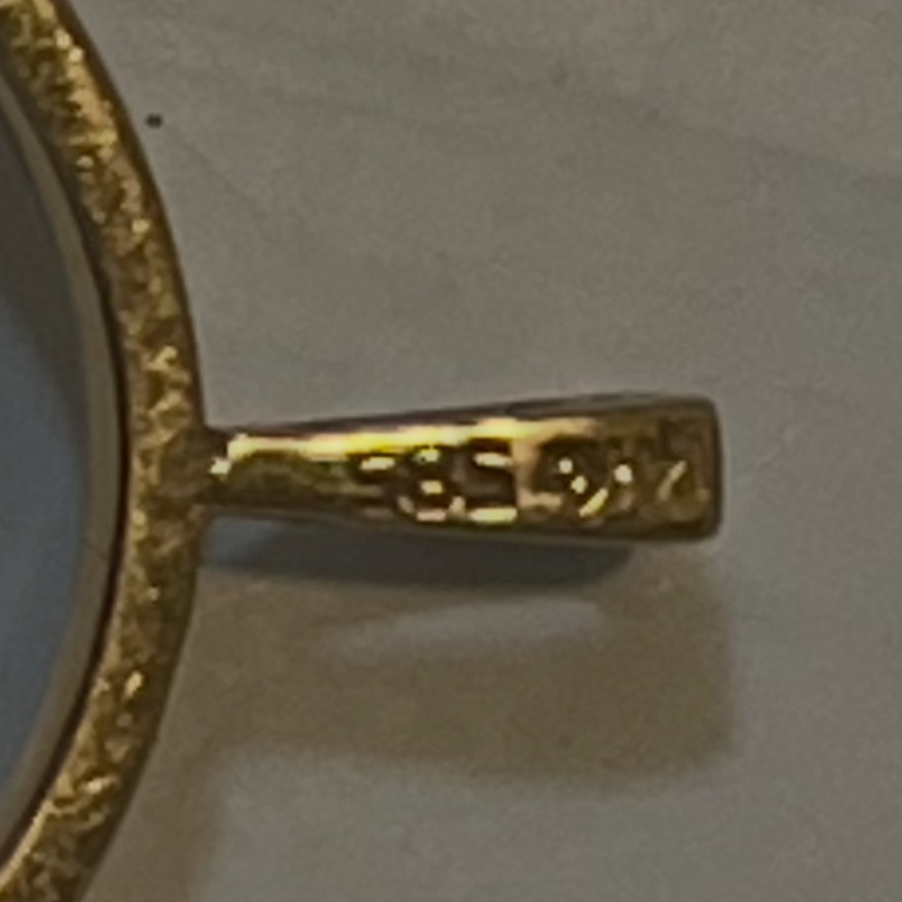 ⚜️Vintage 14kt Gold Ruby & Diamond Circle Pendant - Picture 2 of 4